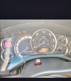 Escalade cluster