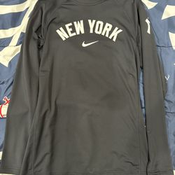 New York Yankees Long Sleeve Nike
