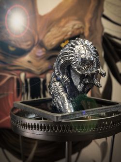 This is custom toy statue still in work progress!