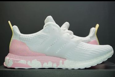 adidas gazelle silver green womens WMNS adidas Ultraboost 5.0 DNA Shoes Almost Pink main image 0