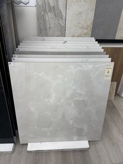 Onyx Clair Glazed Porcelain Floor Tile 32x32