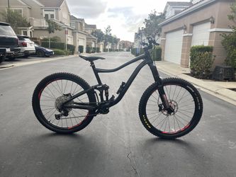 Giant Trance