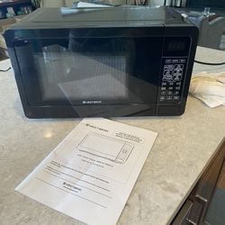 West Bend Microwave + Manual
