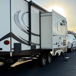 RV Trailer 