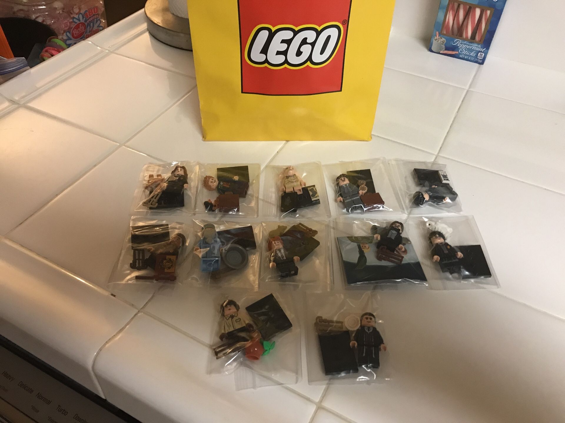 LEGO Minifigures LOT.