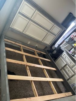 Bedroom set for king bed