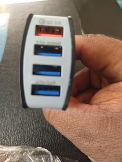 Cell phone charger for 4