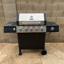 Dyna-Glo 5-burner Grill