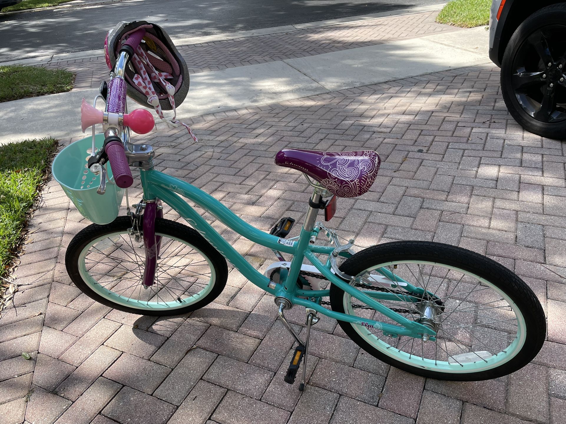 Schwinn Girls Bike – Turquoise & Purple – Smart Start 20" + Helmet!
