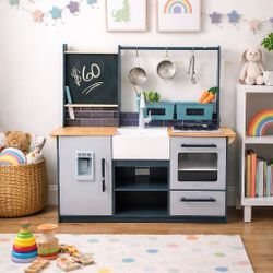 Play kitchen
