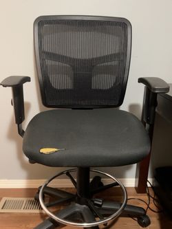 Adjustable Mesh Drafting Office Chair with Foot Ring