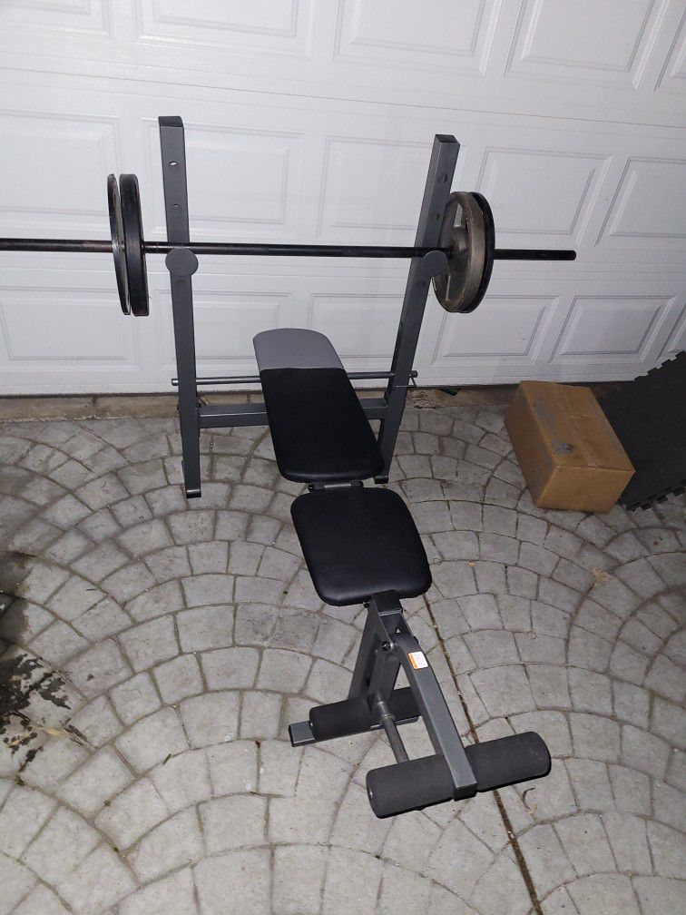standard bench press n weights