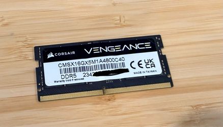 CORSAIR - VENGEANCE 16GB DDR5 4800MHz C40 SODIMM Laptop Memory - Black