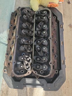 1966 Ford Mustang GT heads
