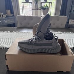 Yeezy Boost 350