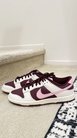 Nike Dunk Low Retro Premium Valentines