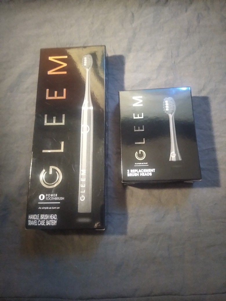 Both BRAND NEW SEALED/ Gleem Electric Toothbrush & Heads