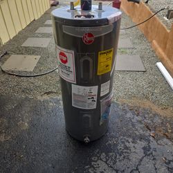 Rheem Electric Water Heater 40gallon Made 2020 Bargain Deal☆☆☆