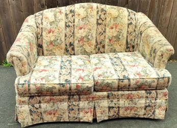 Floral love seat couch