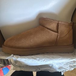 Uggs Classic Ultra Mini Boot 