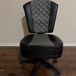 DESK CHAIR