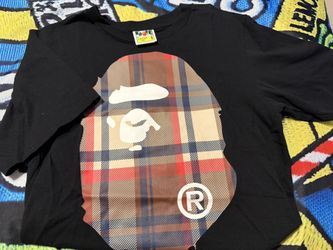 Bathing Ape Tee Size SMALL