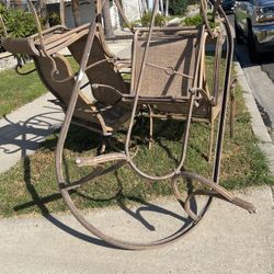 6 Chairs And Table 
