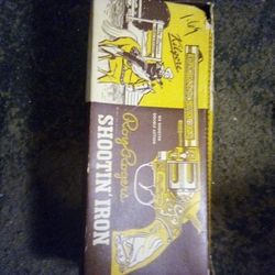 1950 Roy Rogers Cap Gun In Mint Condition With Original Box