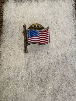Vintage Waving American Flag Lapel Pin - Patriotic Enamel Tie Tack / Hat Pin