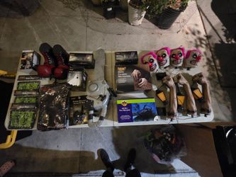 Spirit Halloween Prop Lot - Fog Machine, Chainsaw, Animatronics