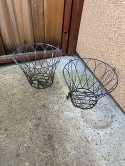 3 baskets