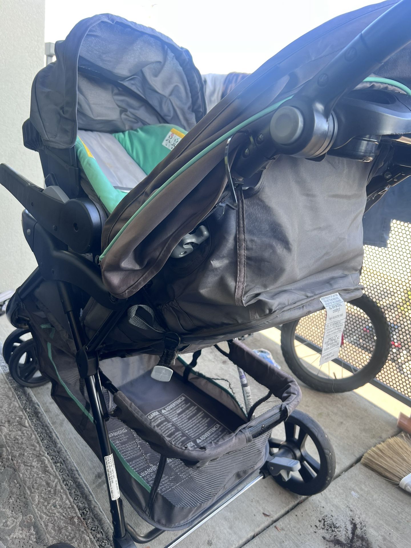 Baby stroller 