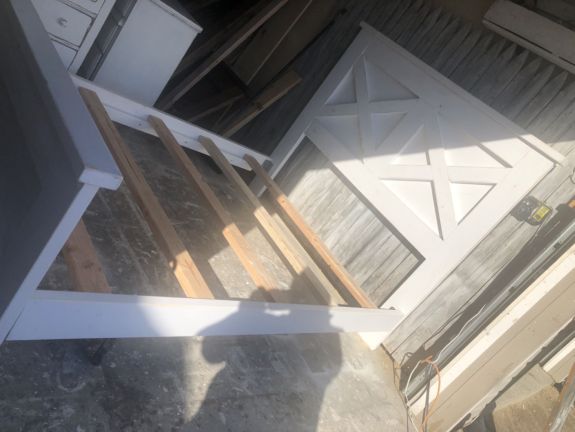 Distressed Farmhouse Style Queen Bed