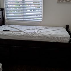 Tween Bed & Matress - Real Estate Sale, Poway