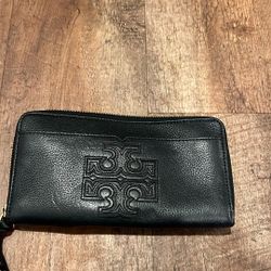 Tory Burch Wallet and matching Purse