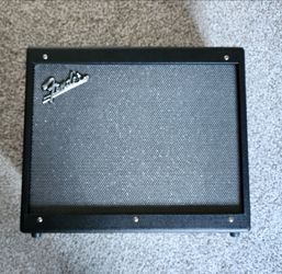 Fender Mustang GTX100 with GTX7