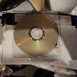 Lot Of 15 Vintage Computer Floppies And Discs
