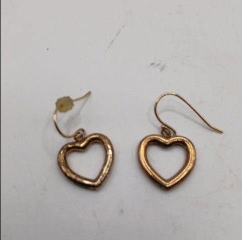 925 mom Jordan heart earrings