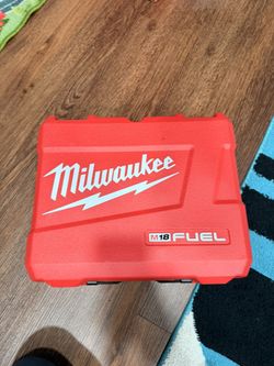 2- Battery Milwaukee M18 De 5.0 AH