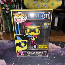 BLACK LIGHT HARLEY QUINN FUNKO POP