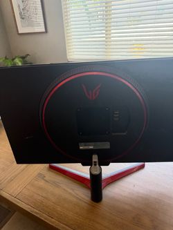 32-inch UltraGear, QHD (2560x1440), 165Hz gaming monito