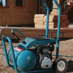 BRAND NEW Makita Air Compress