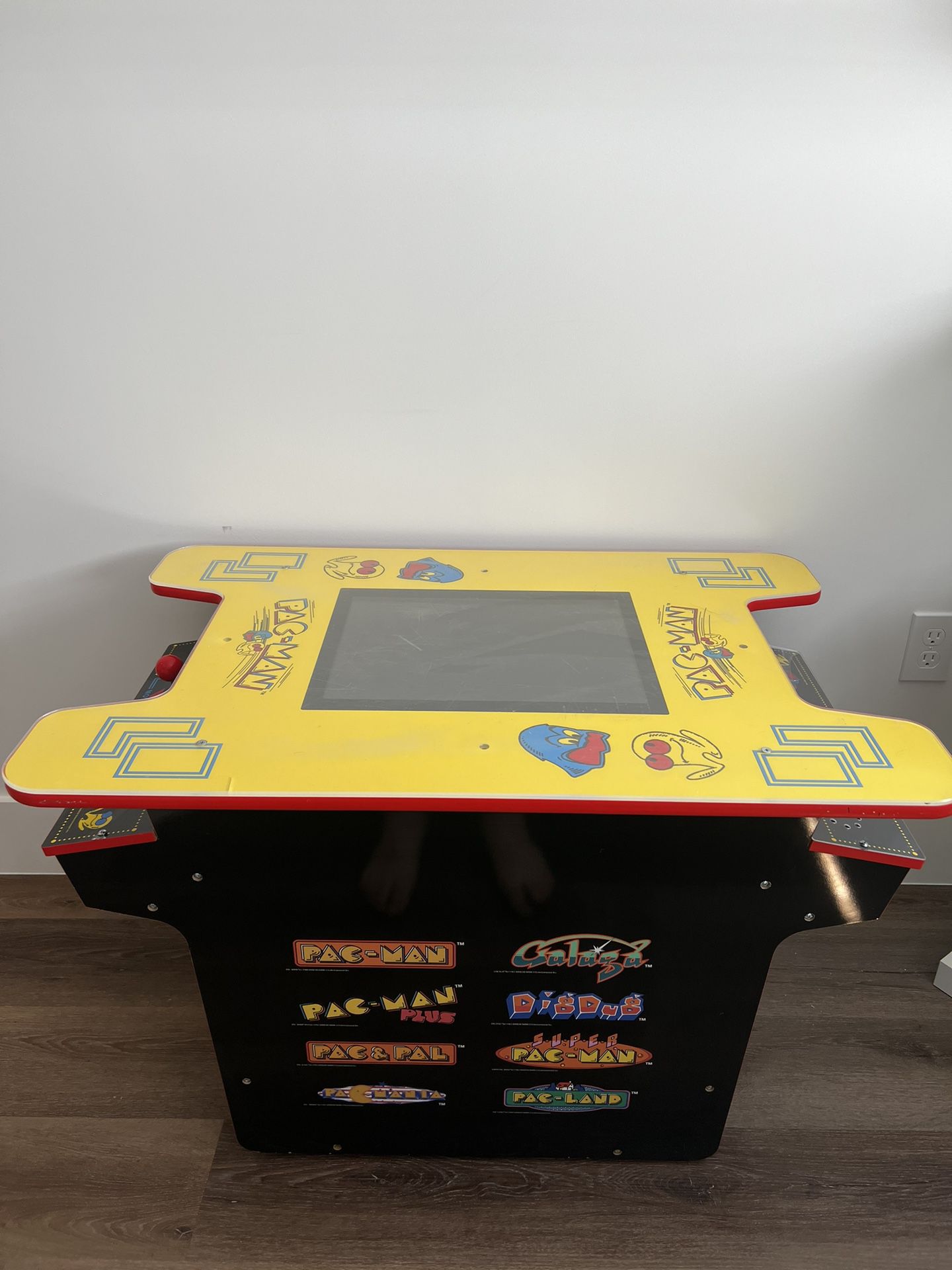Arcade 1Up Pacman + extra games machine