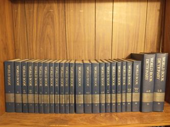 WORLD BOOK ENCYCLOPEDIA