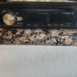 Pioneer Auto Stereo 