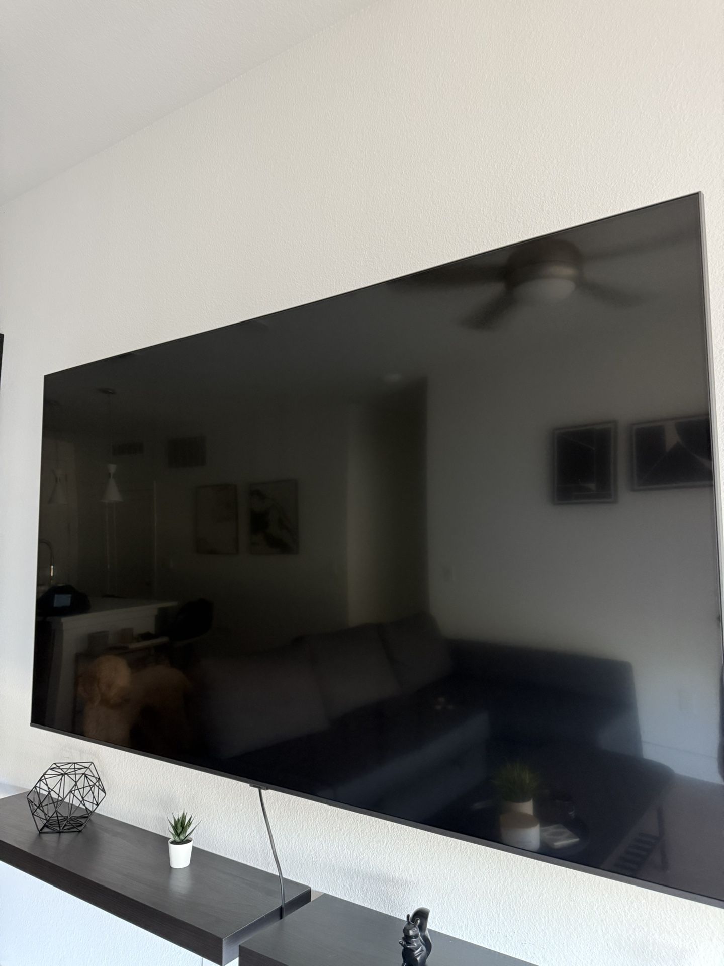 Samsung 75’ TV