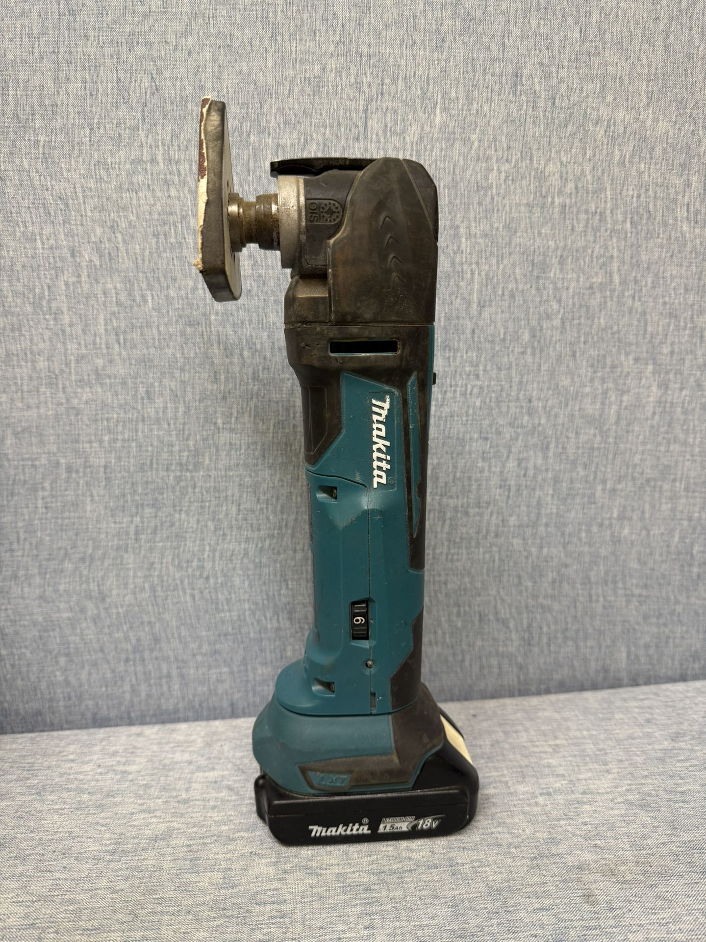 Makita Variable Speed Oscillating Multi Tool