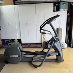 Precor EFX 5.21i Elliptical - Great Condition
