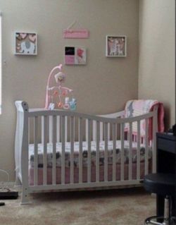 Crib No Mattress Like New 7 In 1