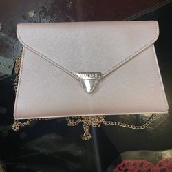 10” Guess Envelope Bag